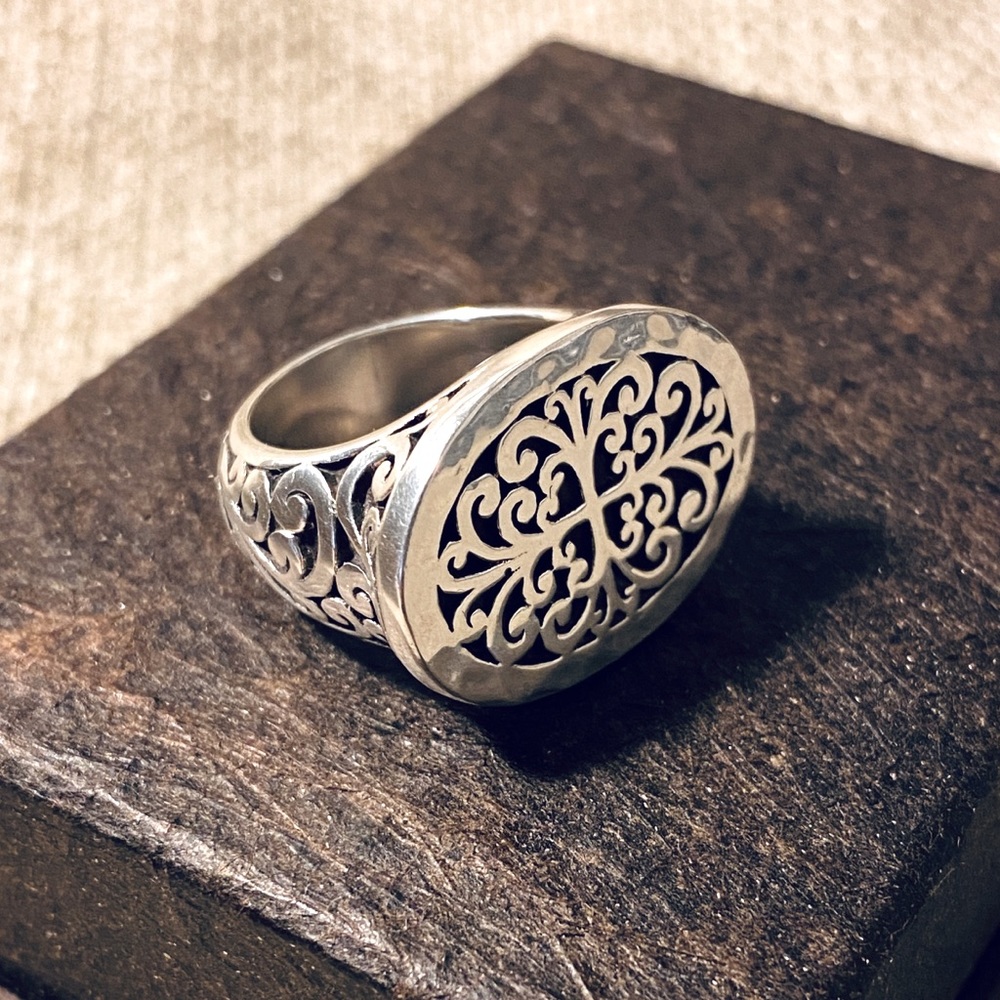 Beautiful Sterling Silver Lois Hill Ring, Sz 7